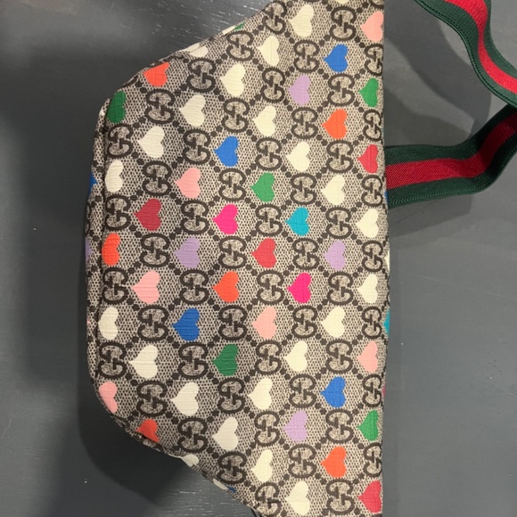 GG Supreme Monogram Web Childrens Heart Print Belt Bag Multicolor - Picture 2 of 3